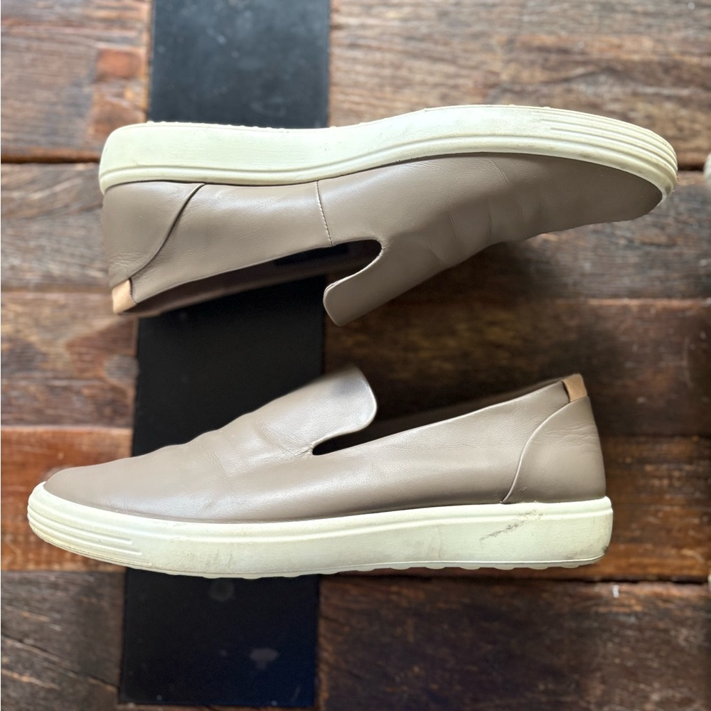 Ecco shoes 9.5